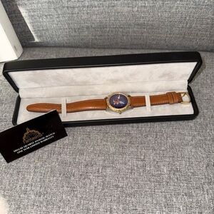 Disney Fantasma Fantasia Sorcerer Mickey Mouse Brown Leather Wrist Watch in box